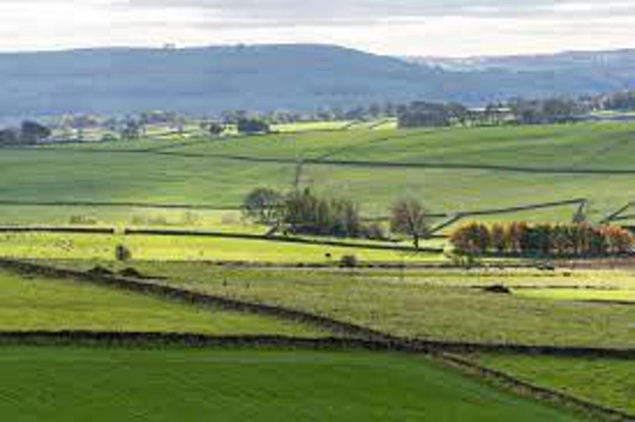 Вилла Hulmes Vale House - Sleeps 14 - Peak District Бакстон Экстерьер фото